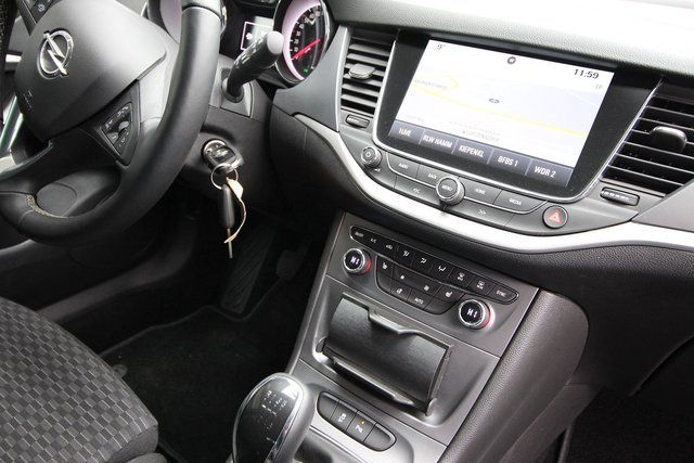 Opel Astra K Elegance NAVI KlimaAT TWW Lenkrad/Sitzhzg