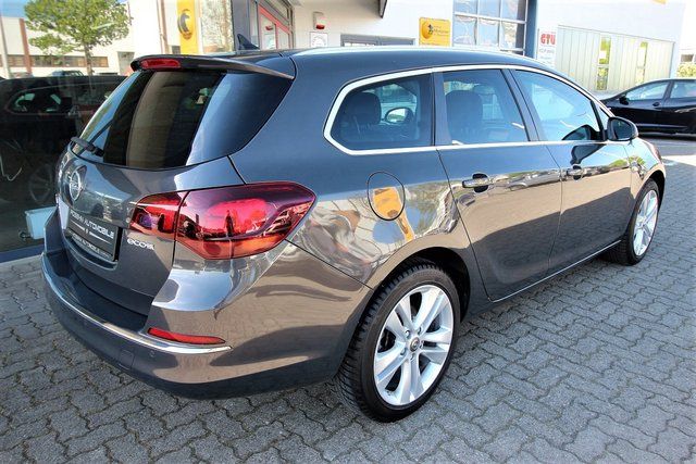 Opel Astra J Sports Tourer Exklusiv EU6 1,6 CDTi Navi PDC Used vehicle 0 €  - 1408