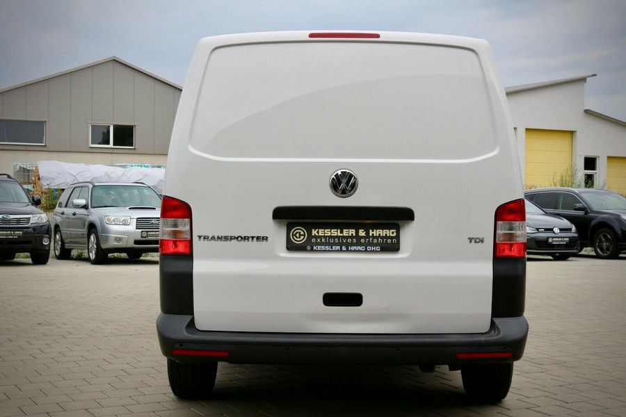 Volkswagen T5 Transporter Kasten-Kombi Kombi Mehrwert gebraucht kaufen in  Hechingen Preis 9490 eur - Int.Nr.: 660 VERKAUFT