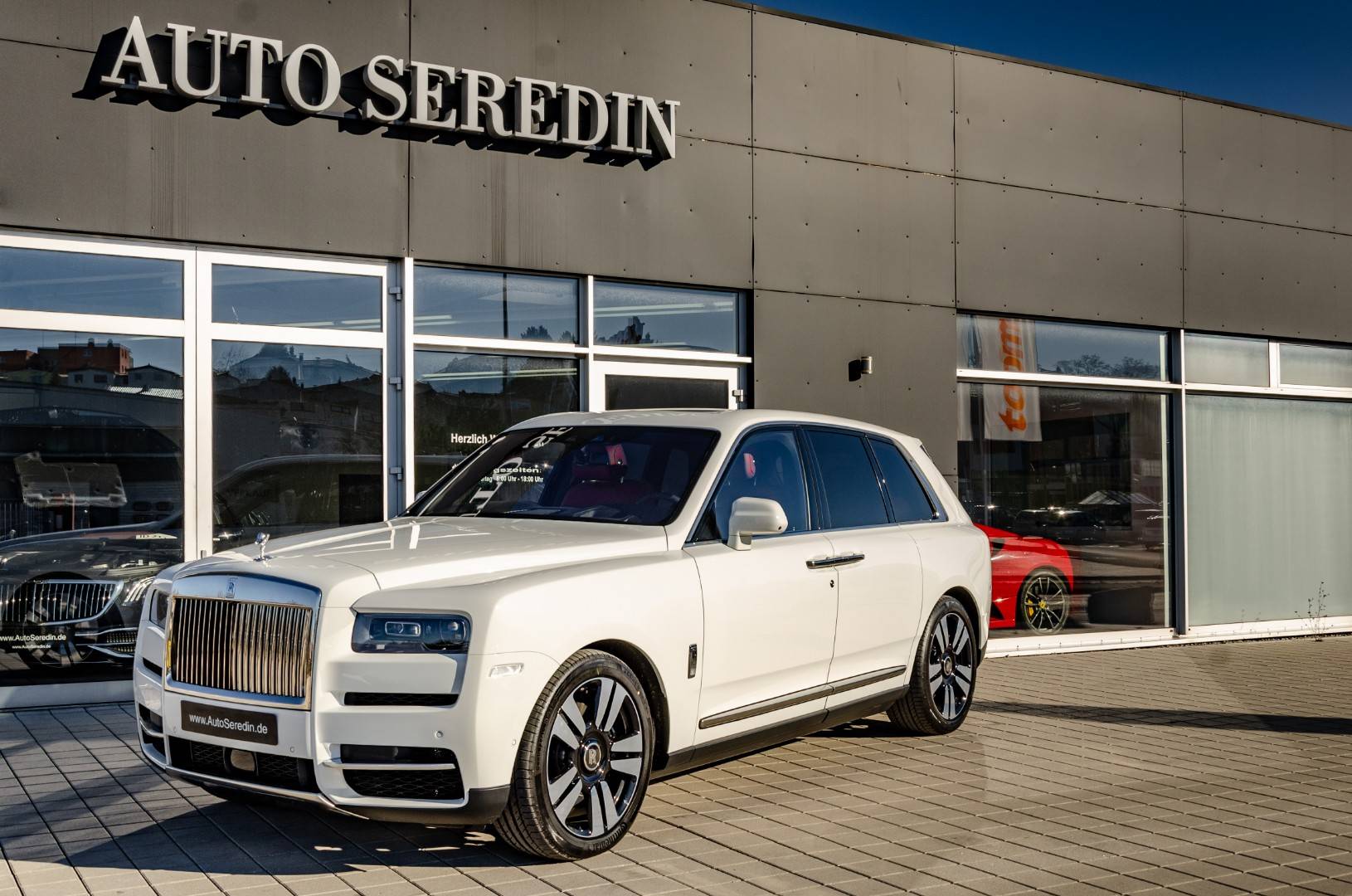 Rolls Royce Cullinan Neuwagen Kaufen