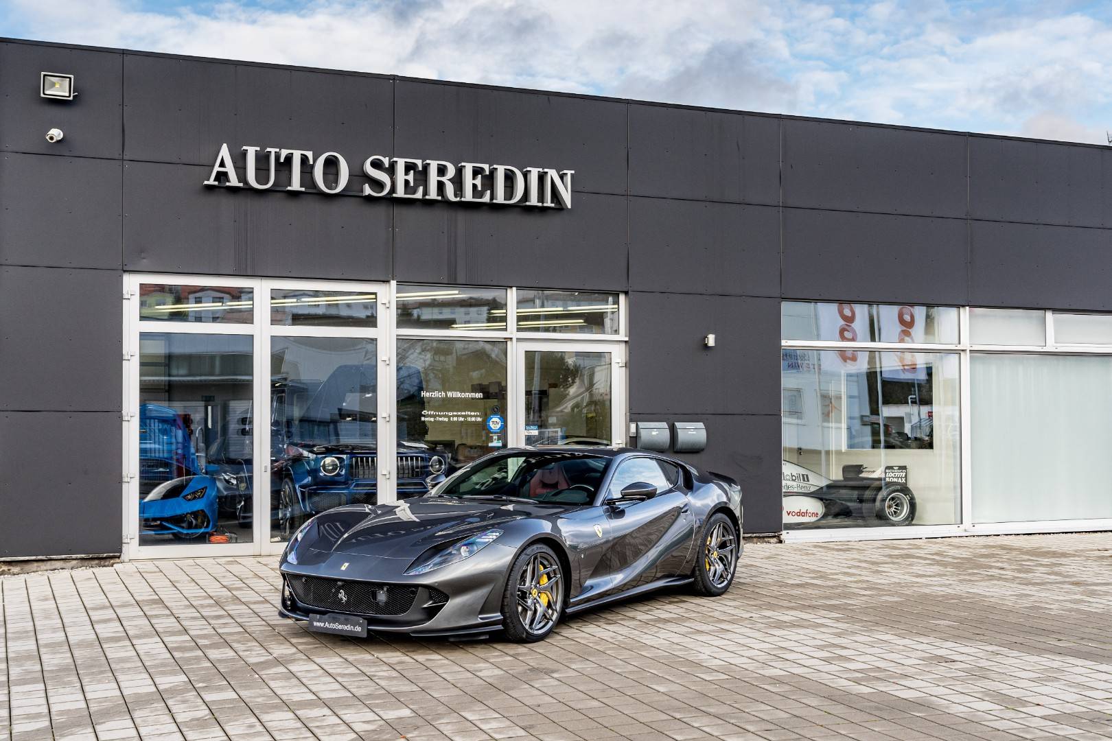 Ferrari 812 Superfast Neuwagen Kaufen