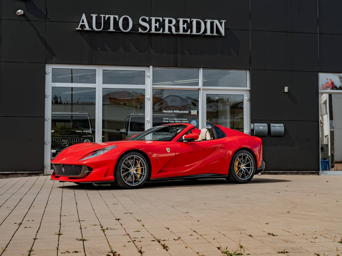 Ferrari 812 Superfast Neuwagen Kaufen