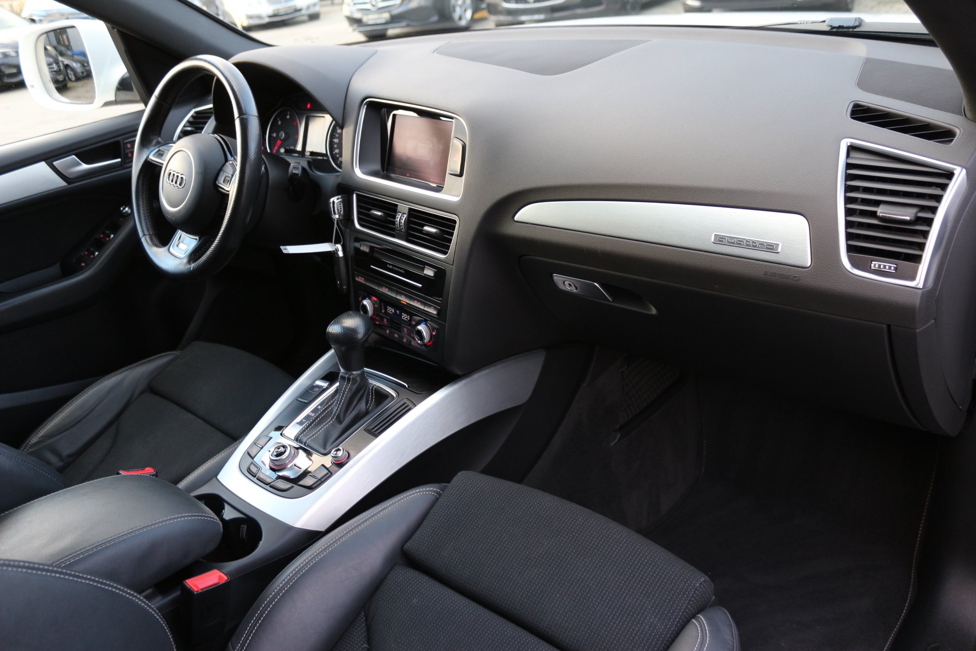Audi Q5 2.0 TDI quattro#S-Line#PANO#ACC#1HD#AHK# – Bild 10