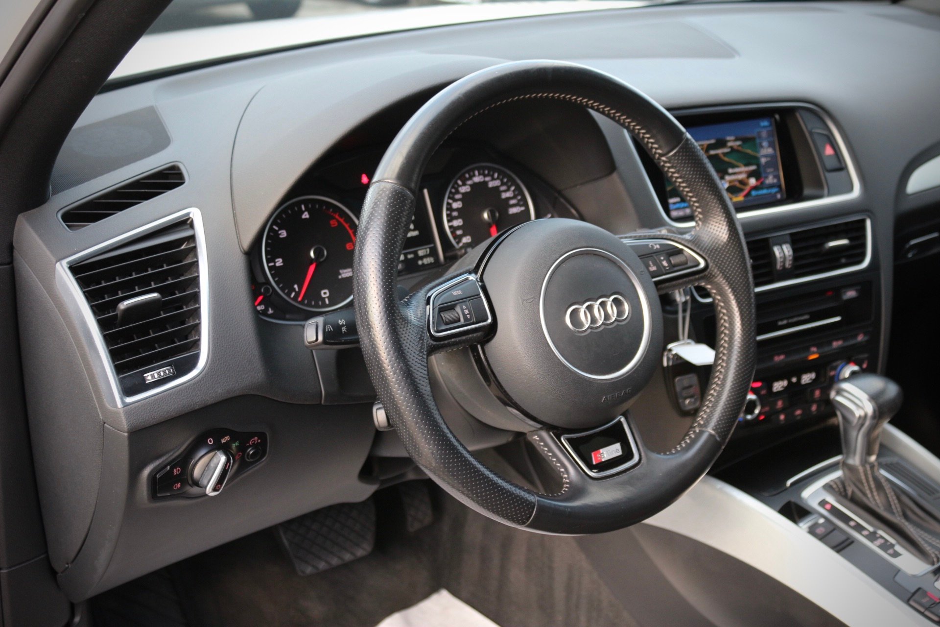 Audi Q5 2.0 TDI quattro#S-Line#PANO#ACC#1HD#AHK# – Bild 12
