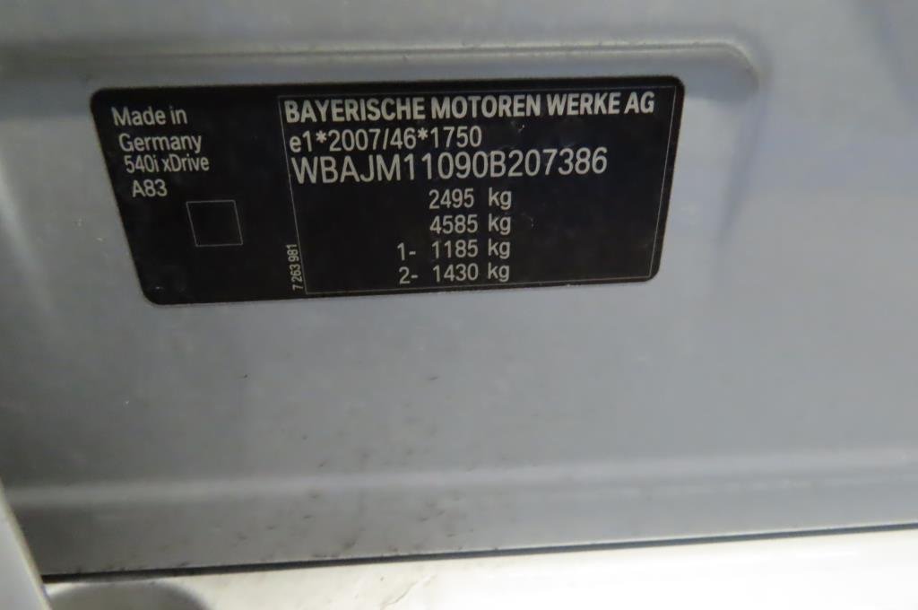 BMW 540 i xDrive Luxury Line#STDHZ#LED#1HAND# – Bild 36