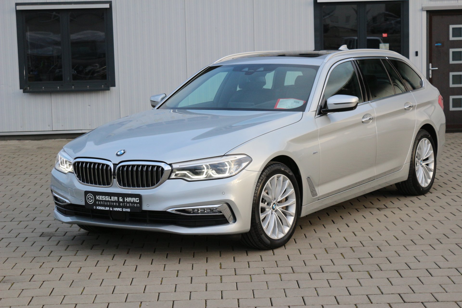 BMW 540 i xDrive Luxury Line#STDHZ#LED#1HAND# – Bild 2