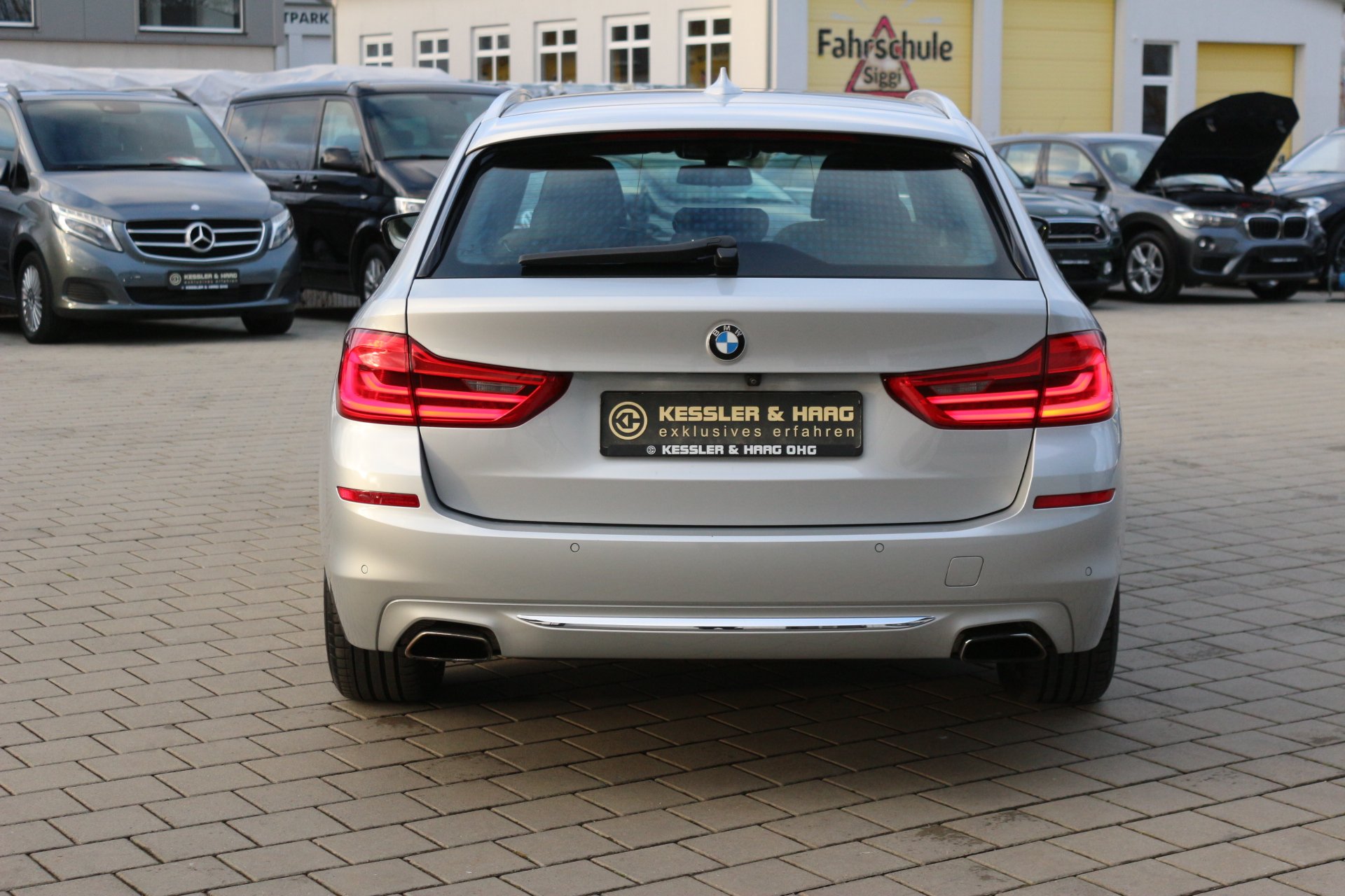 BMW 540 i xDrive Luxury Line#STDHZ#LED#1HAND# – Bild 6