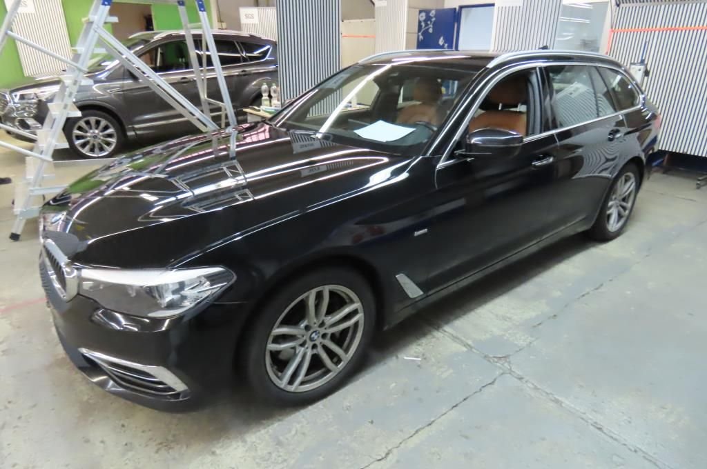 BMW 530 d Luxury Line ACC Leder StandH