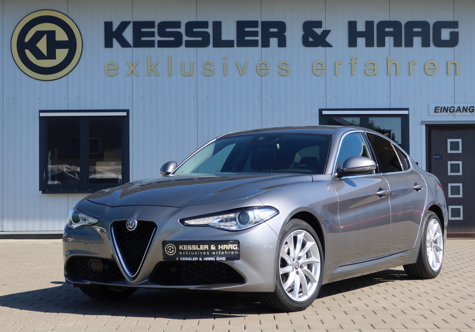Alfa Romeo Giulia 2.0 Turbo 16V AT8 Super Key-Go/ACC/TOP