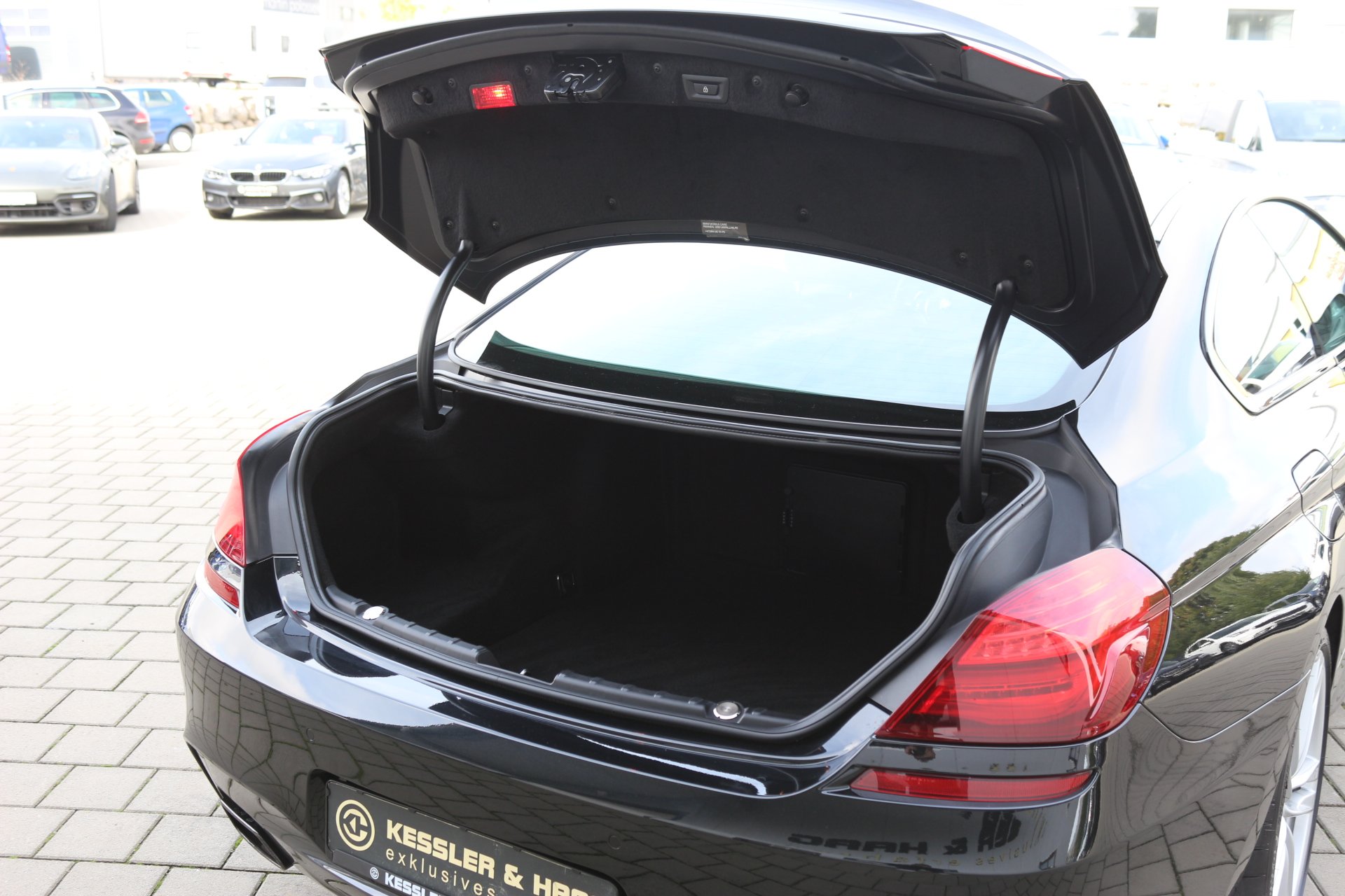 BMW 650i xDrive/M-Sport/ACC/Soft-Close/Pano/TOP – Bild 6