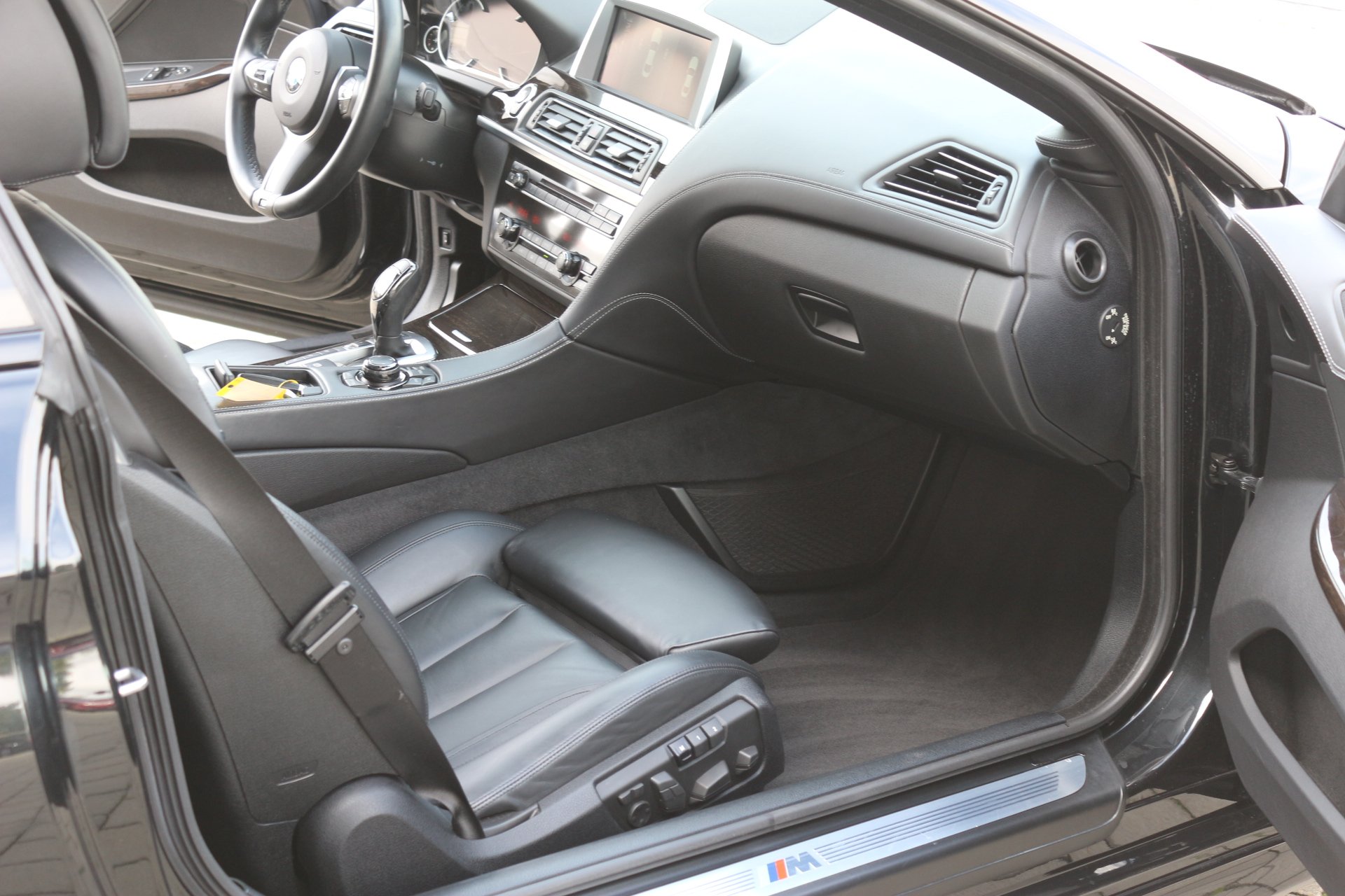 BMW 650i xDrive/M-Sport/ACC/Soft-Close/Pano/TOP – Bild 19