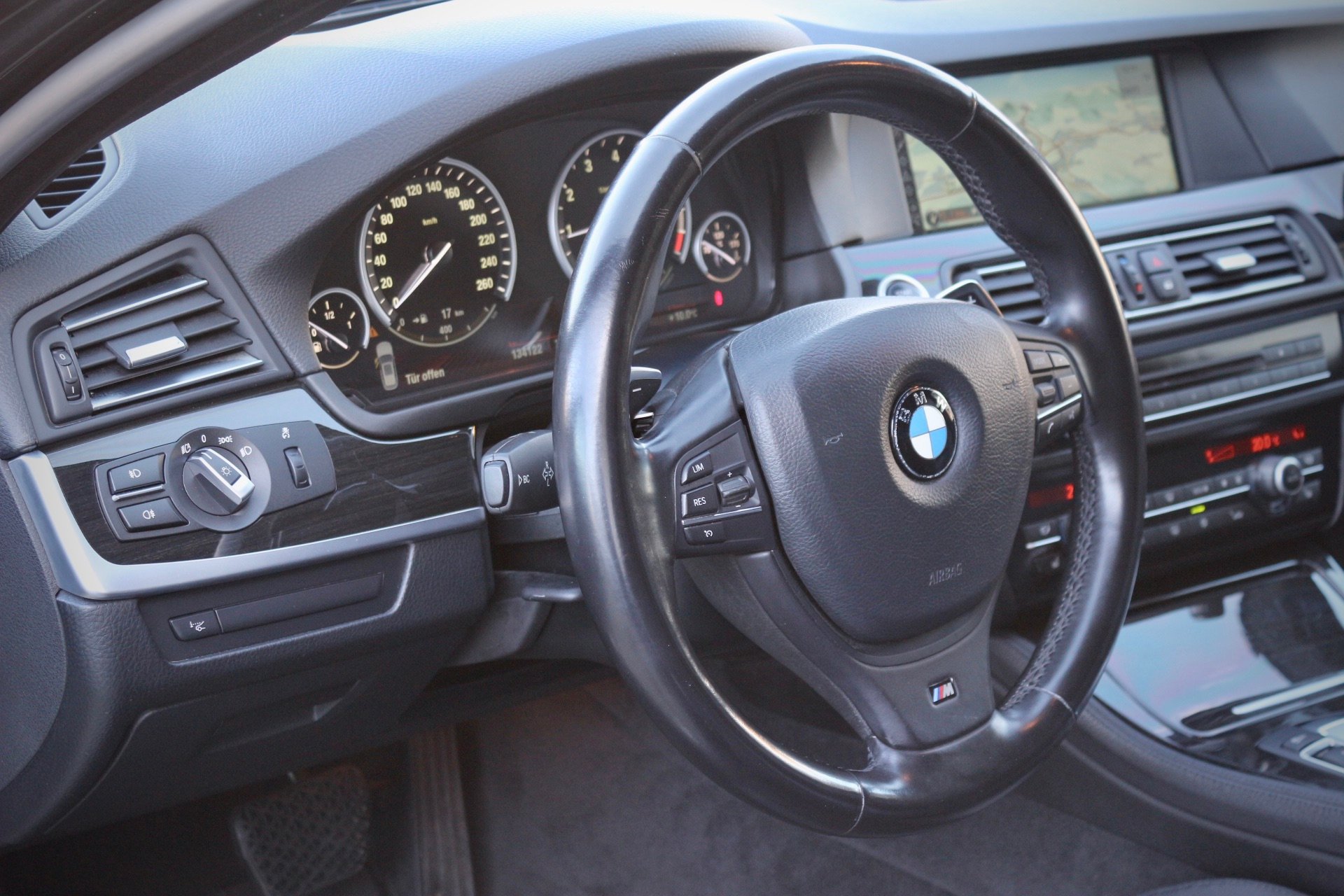 BMW 528i xDrive  HUD Professiona M-Sport SOFTCLOSE – Bild 13