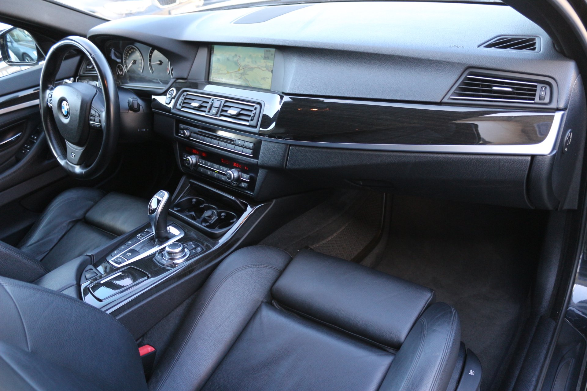 BMW 528i xDrive  HUD Professiona M-Sport SOFTCLOSE – Bild 20