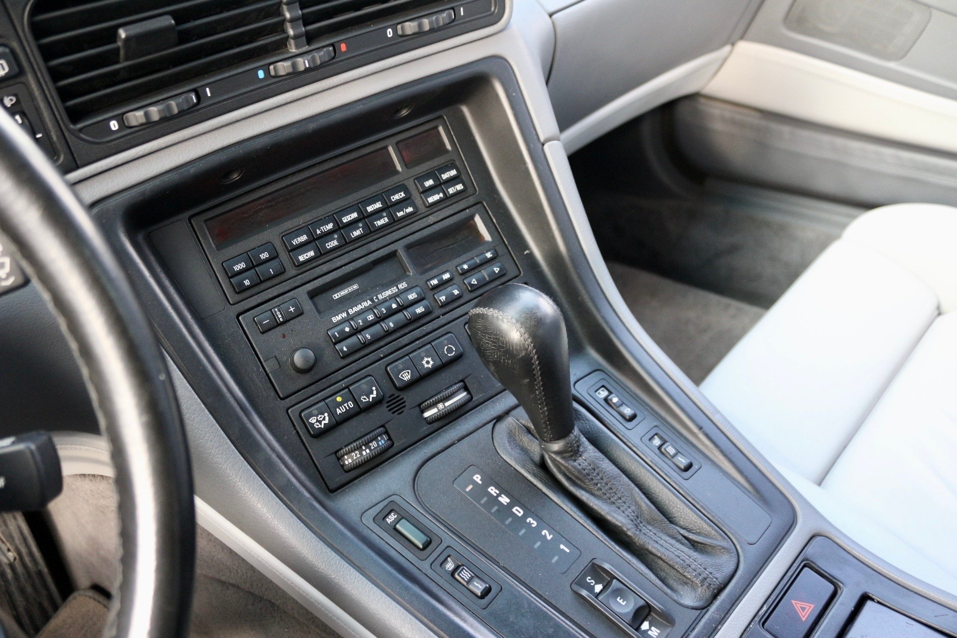 BMW 850i ORIGINAL+Top Zustand+Jetzt Oldtimer – Bild 13