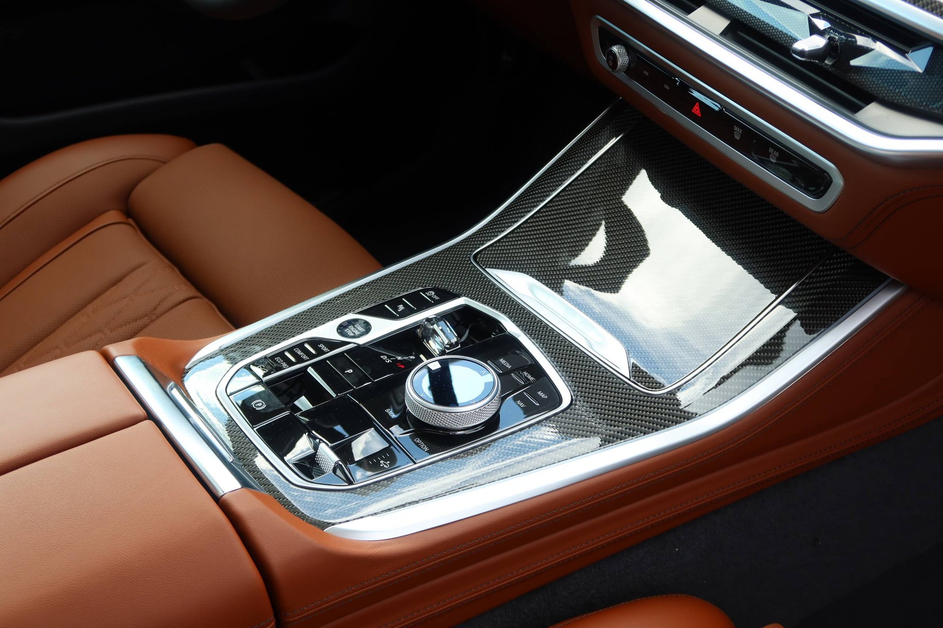 BMW X5 40i xDrive M-Sport #7 SITZE#LUFT#SKY-LOUNGE#B&W# – Bild 17
