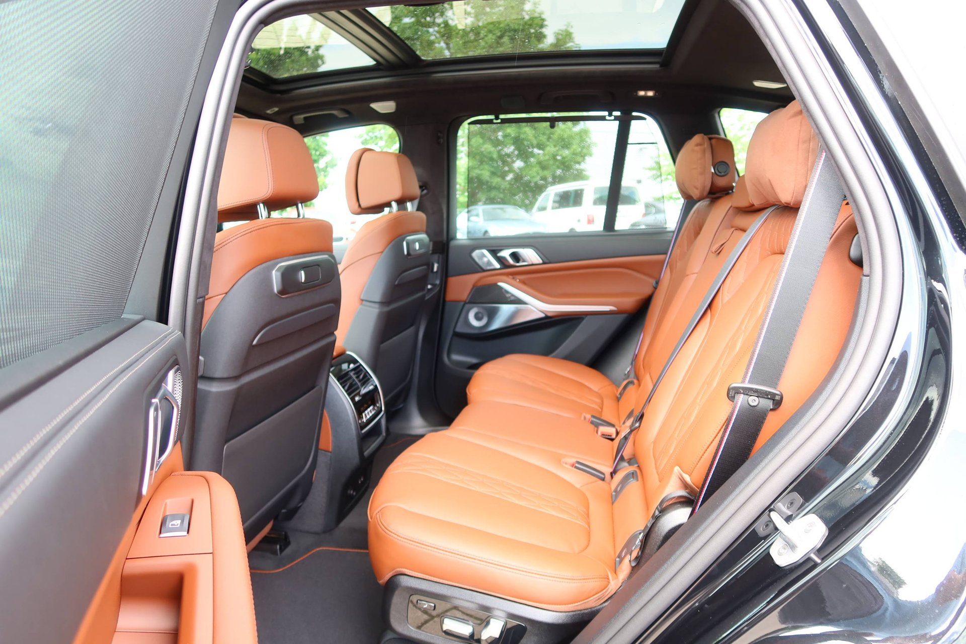 BMW X5 40i xDrive M-Sport #7 SITZE#LUFT#SKY-LOUNGE#B&W# – Bild 20