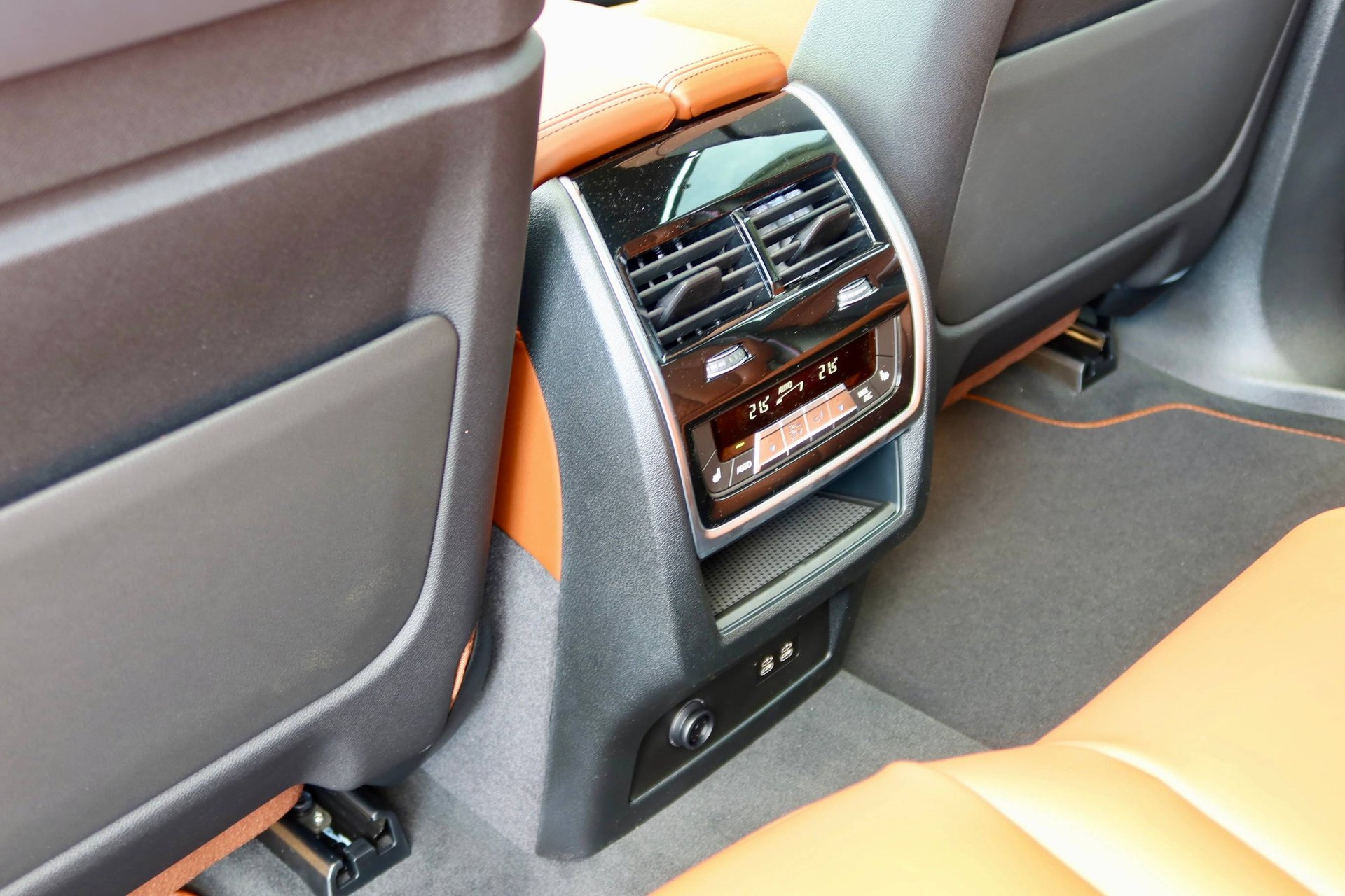 BMW X5 40i xDrive M-Sport #7 SITZE#LUFT#SKY-LOUNGE#B&W# – Bild 21