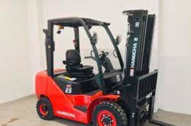Gabelstapler Neu kaufen – Hangcha CPCD25-XH7F mit Diesel in Österreich