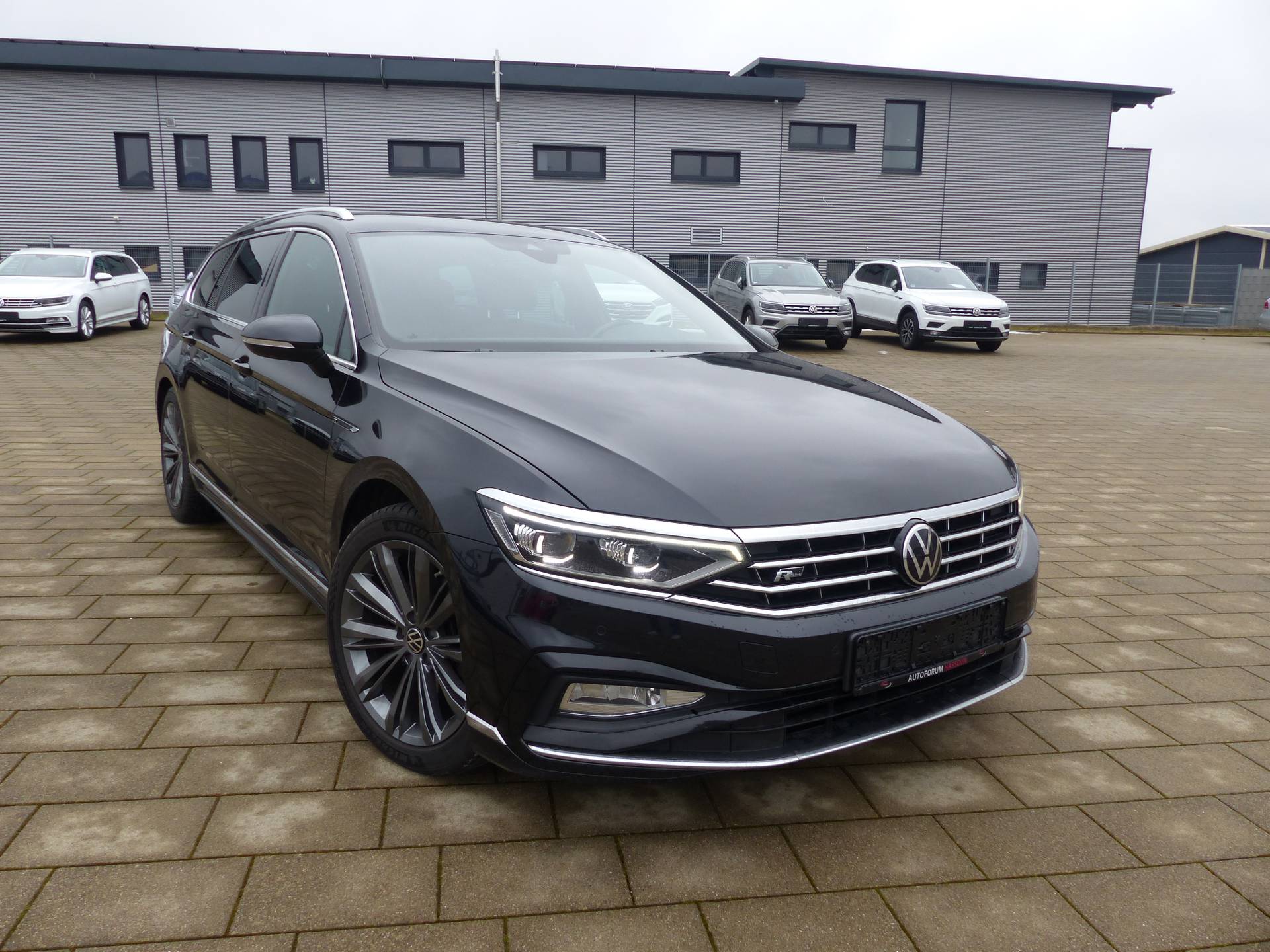 Volkswagen Passat Variant Gebrauchtwagen Kaufen