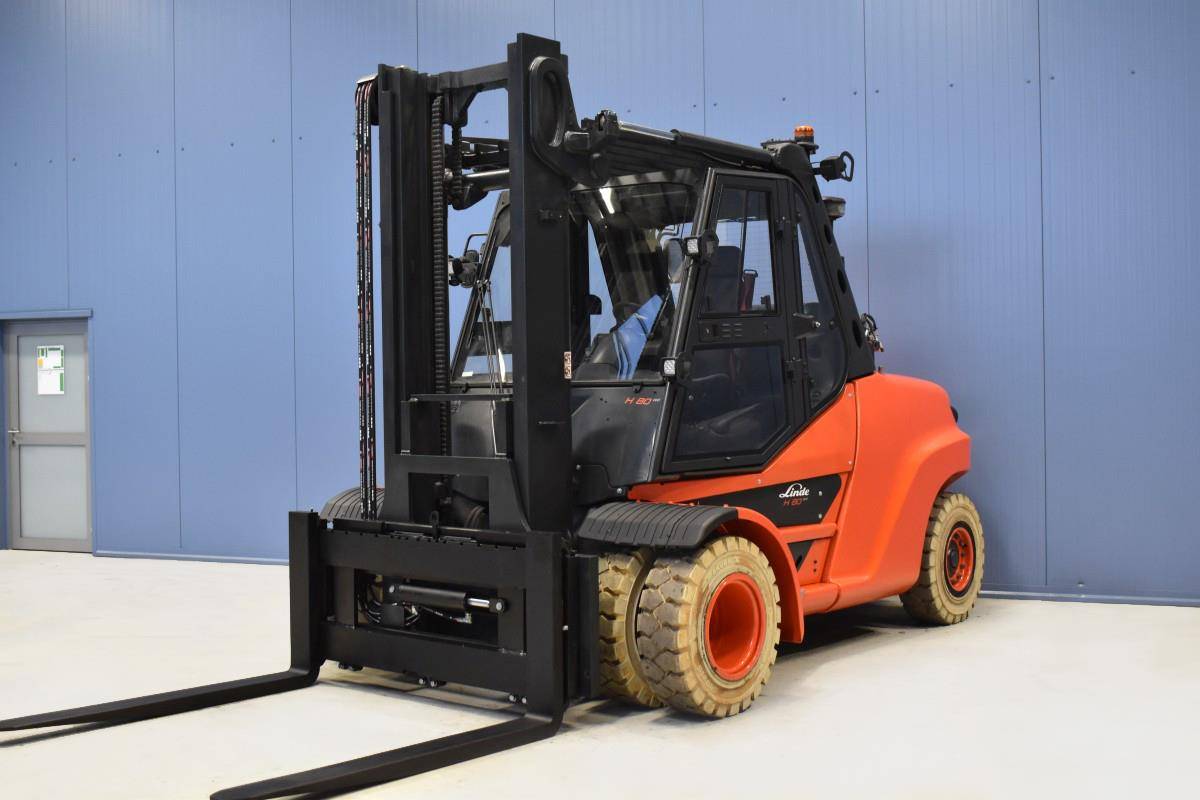 Gabelstapler Gebraucht kaufen – Linde H80T-03 mit Gas in Österreich