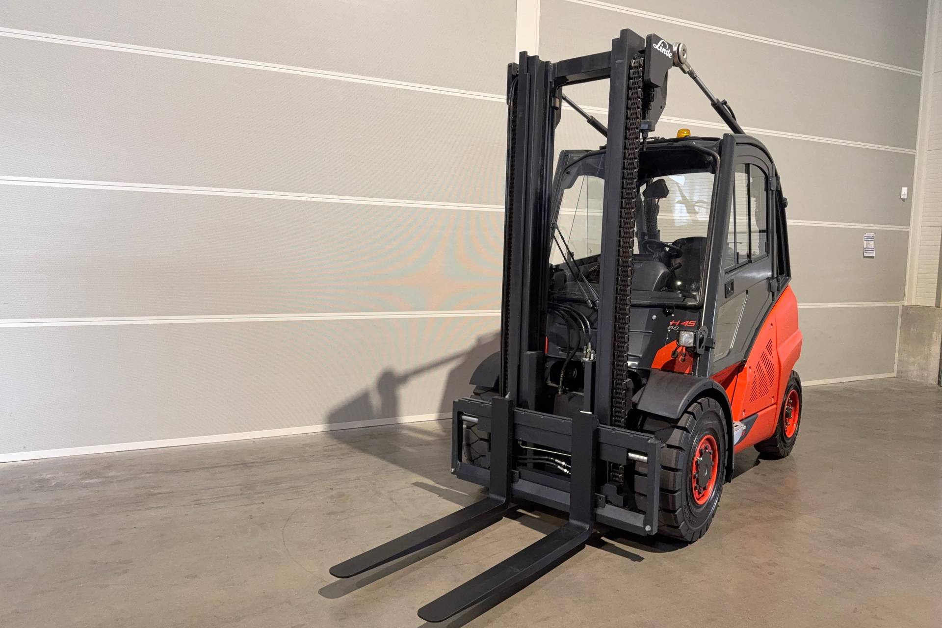 Gabelstapler Gebraucht kaufen – Linde H45T EVO mit Gas in Österreich