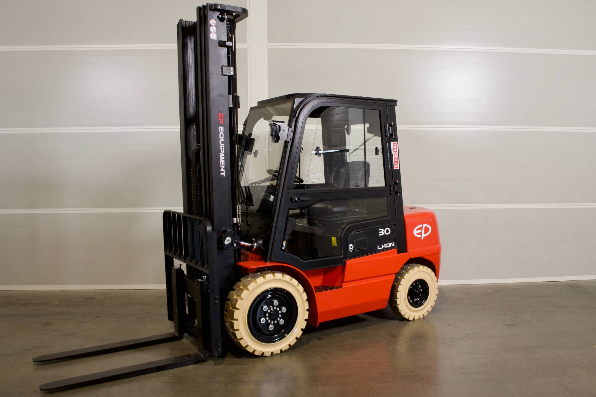 EP EFX-301 HD Gebrauchtstapler Kaufen