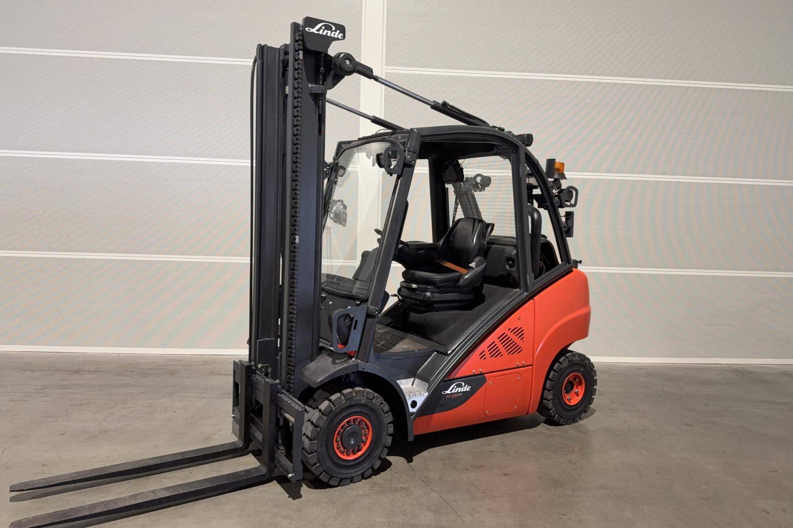 Linde H25T-02 Gebrauchtstapler Kaufen