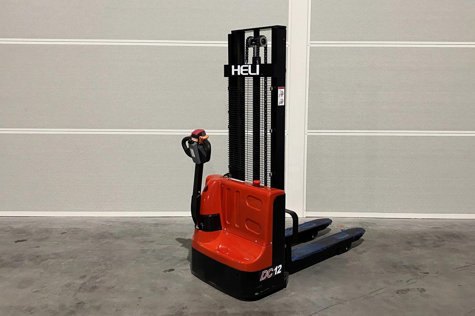 Gabelstapler Gebraucht kaufen – Heli CS12-30 mit Elektro in Deutschland