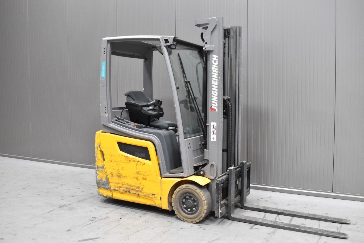 Gabelstapler Gebraucht kaufen – Jungheinrich EFG 215 mit Elektro in Österreich