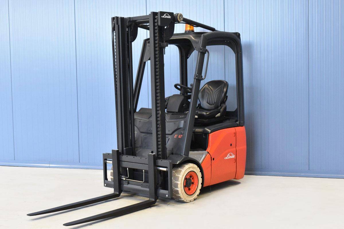 Gabelstapler Gebraucht kaufen – Linde E12-01 mit Elektro in Deutschland