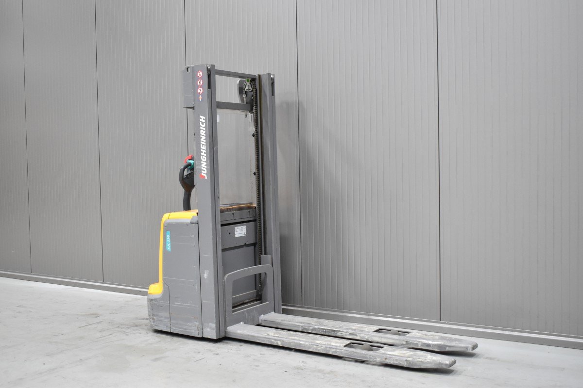 Jungheinrich EJC 216 Gebrauchtstapler Kaufen