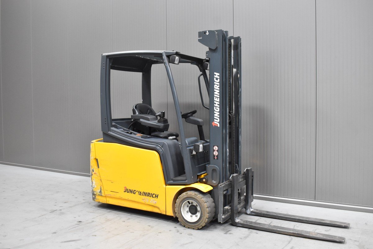 Gabelstapler Gebraucht kaufen – Jungheinrich EFG 218 mit Elektro in Österreich