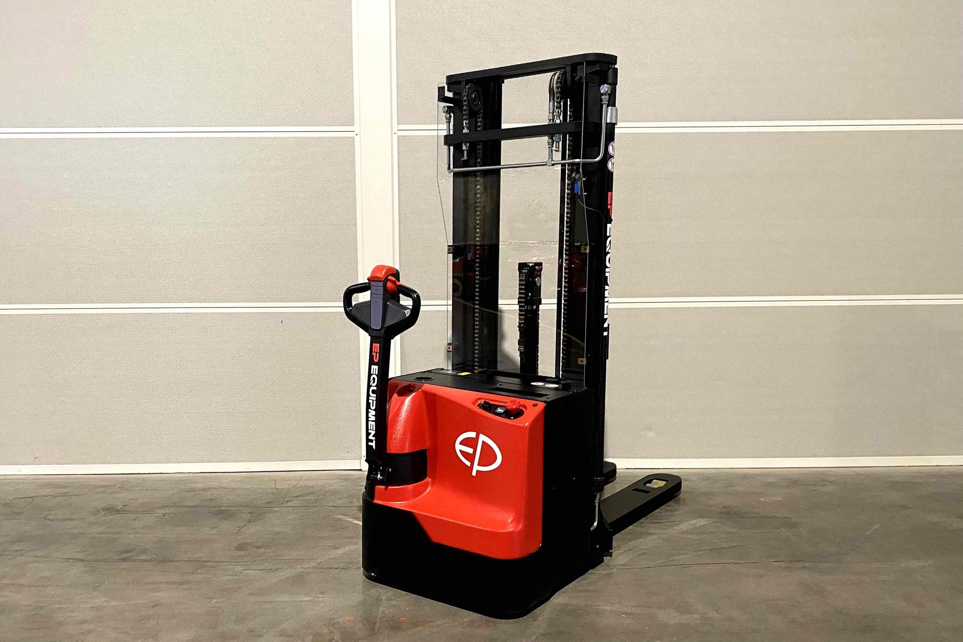 Gabelstapler Gebraucht kaufen – EP WSI161 mit Elektro in Österreich