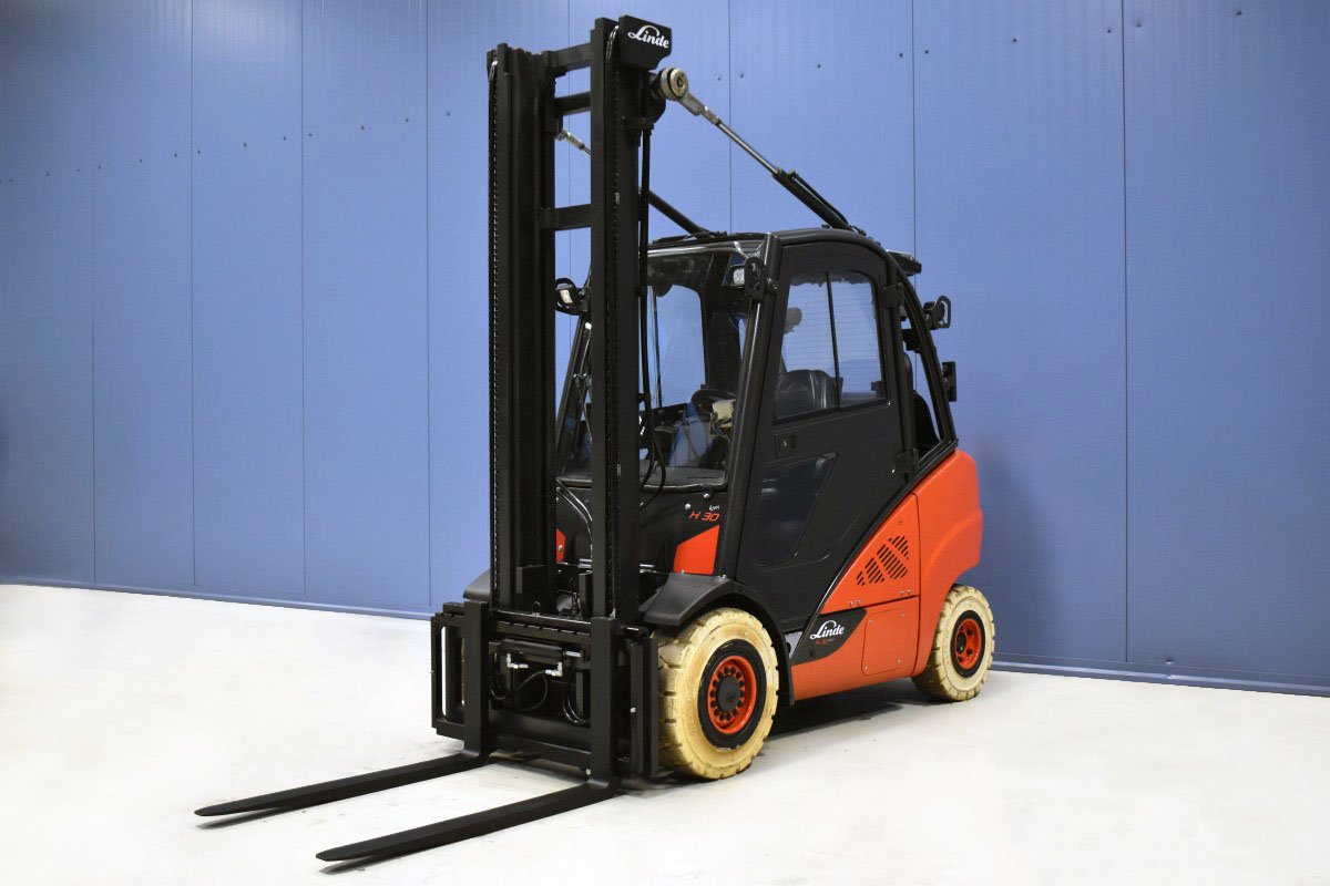Gabelstapler Gebraucht kaufen – Linde H30T-02 mit Gas in Österreich