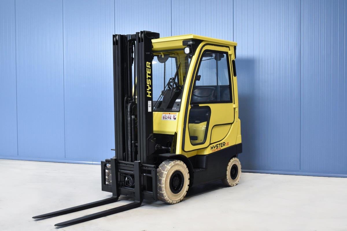 Gabelstapler Gebraucht kaufen – Hyster H1.6FT mit Gas in Österreich