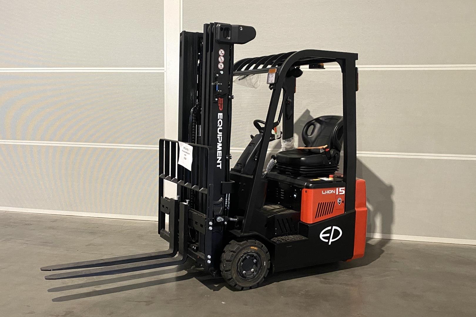 Gabelstapler Gebraucht kaufen – EP CPD15TVL HD mit Elektro in Österreich