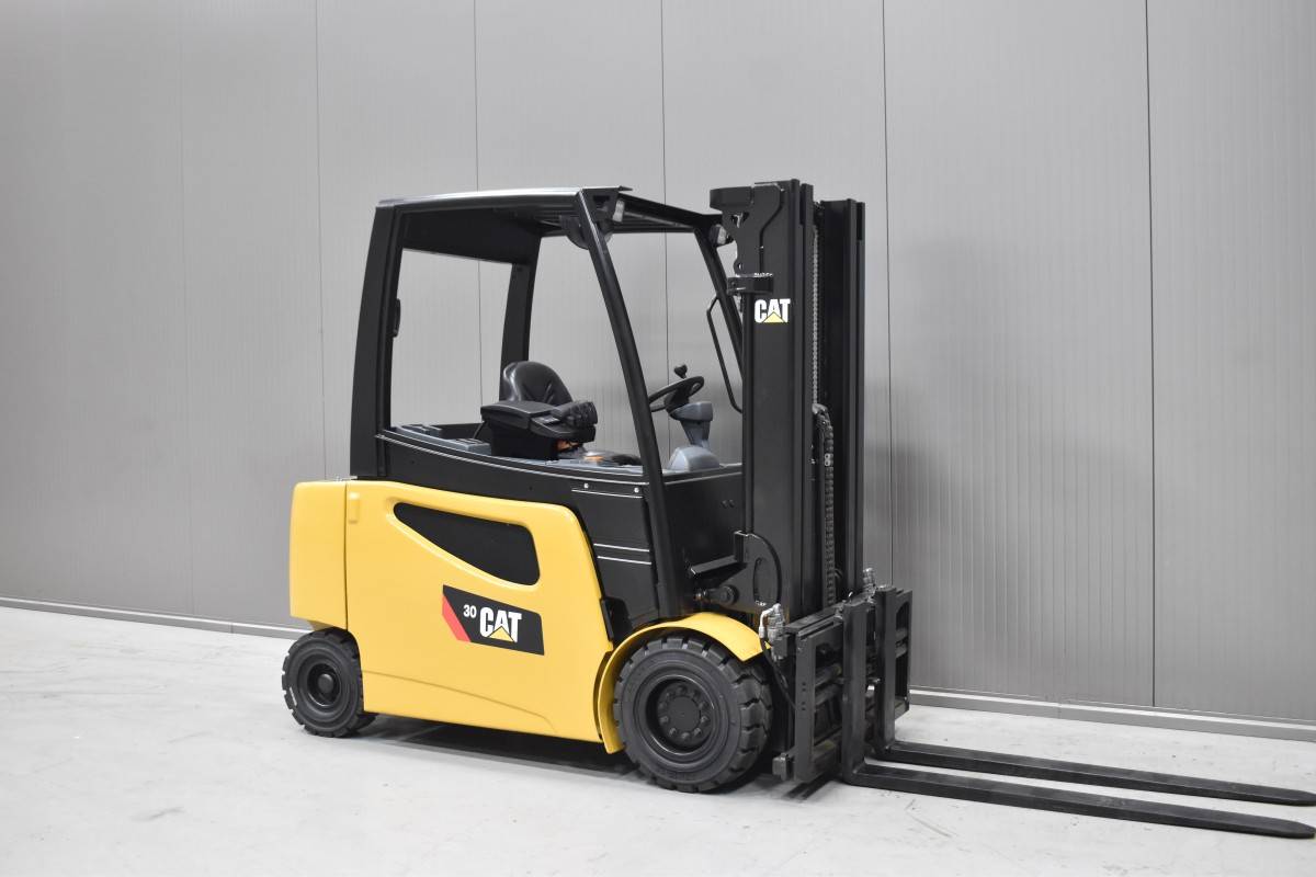 Caterpillar 2EP6000 Gebrauchtstapler Kaufen