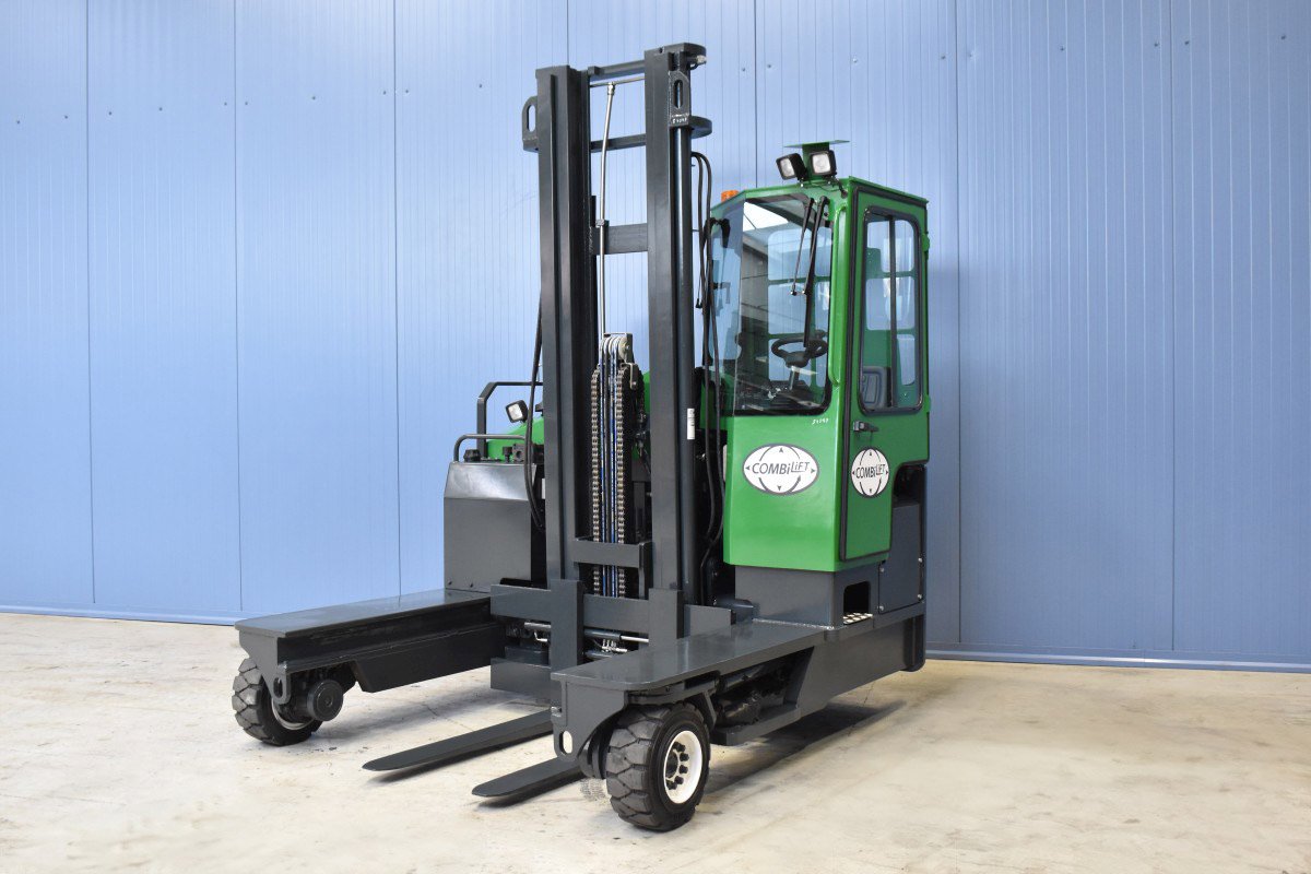 Gabelstapler Gebraucht kaufen – Combilift C4000 mit Diesel in Österreich