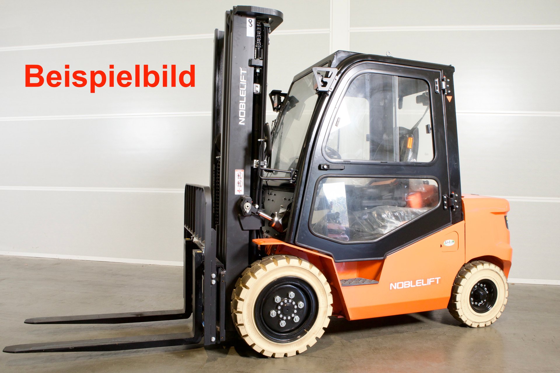 Gabelstapler Gebraucht kaufen – Noblelift CPD38-A2J3S mit Elektro in Österreich