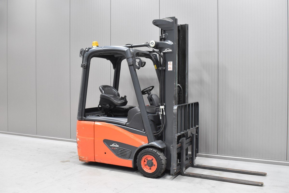 Gabelstapler Gebraucht kaufen – Linde E 14 - 02 mit Elektro in Österreich