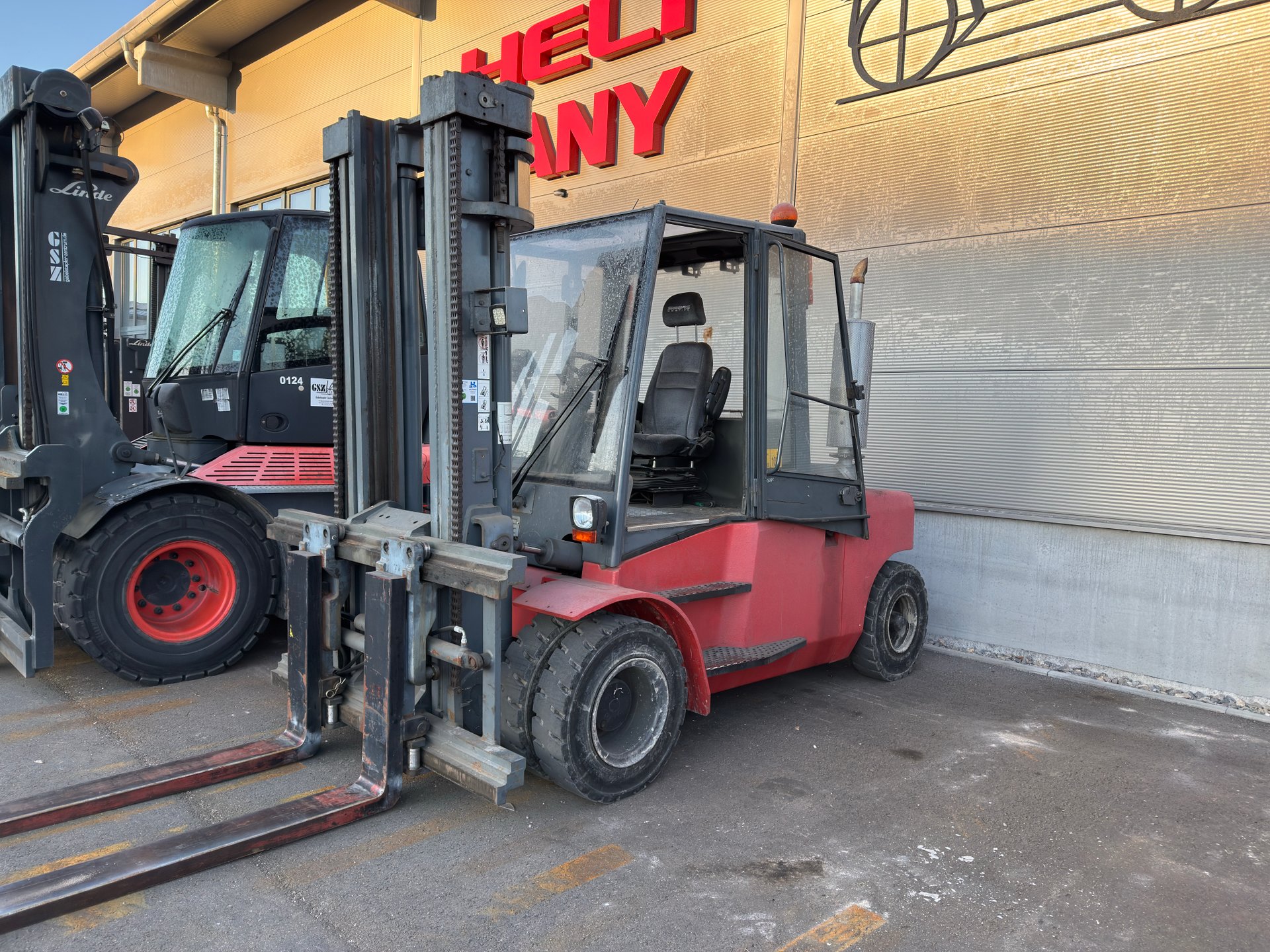 Gabelstapler Gebraucht kaufen – Dantruck mit Diesel in Österreich