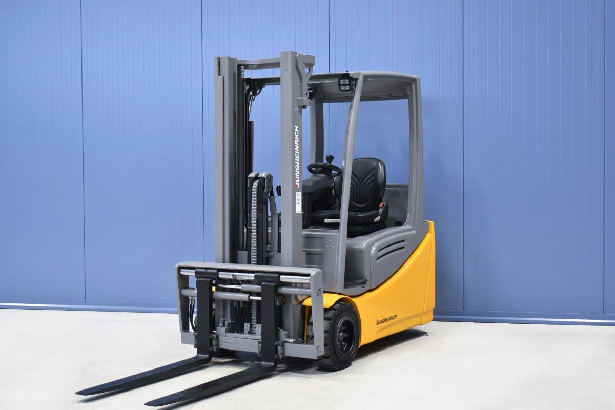 Gabelstapler Gebraucht kaufen – Jungheinrich EFG218 mit Elektro in Österreich