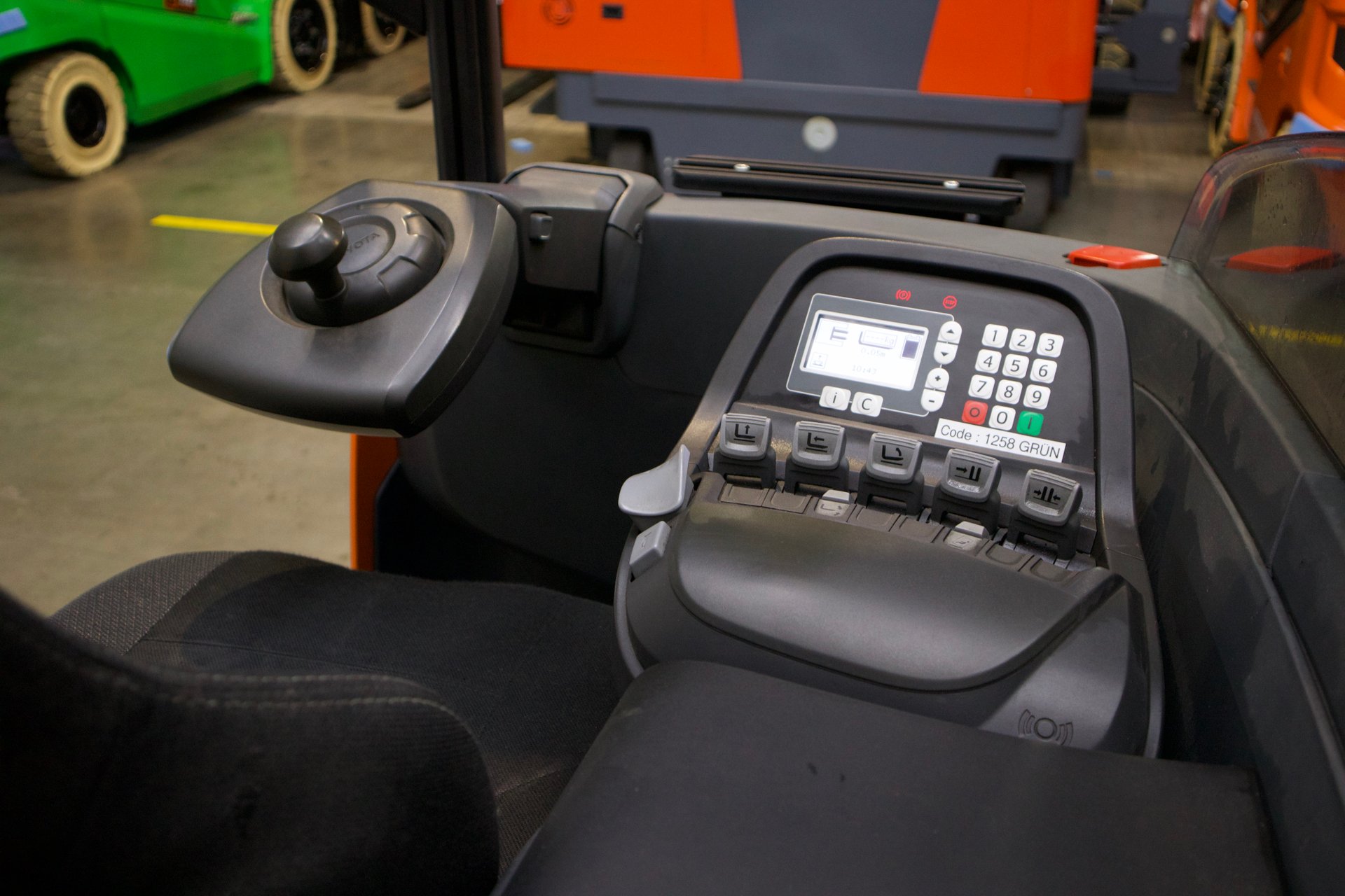 Toyota RRE 48 V/620 Ah Batt. Baujahr 2019 – Bild 5