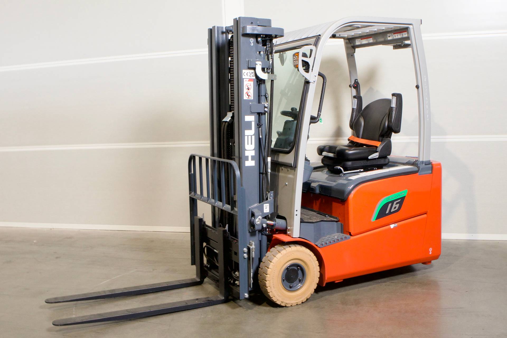 Heli CPD16SQ-A6LIG3-S Gebrauchtstapler Kaufen