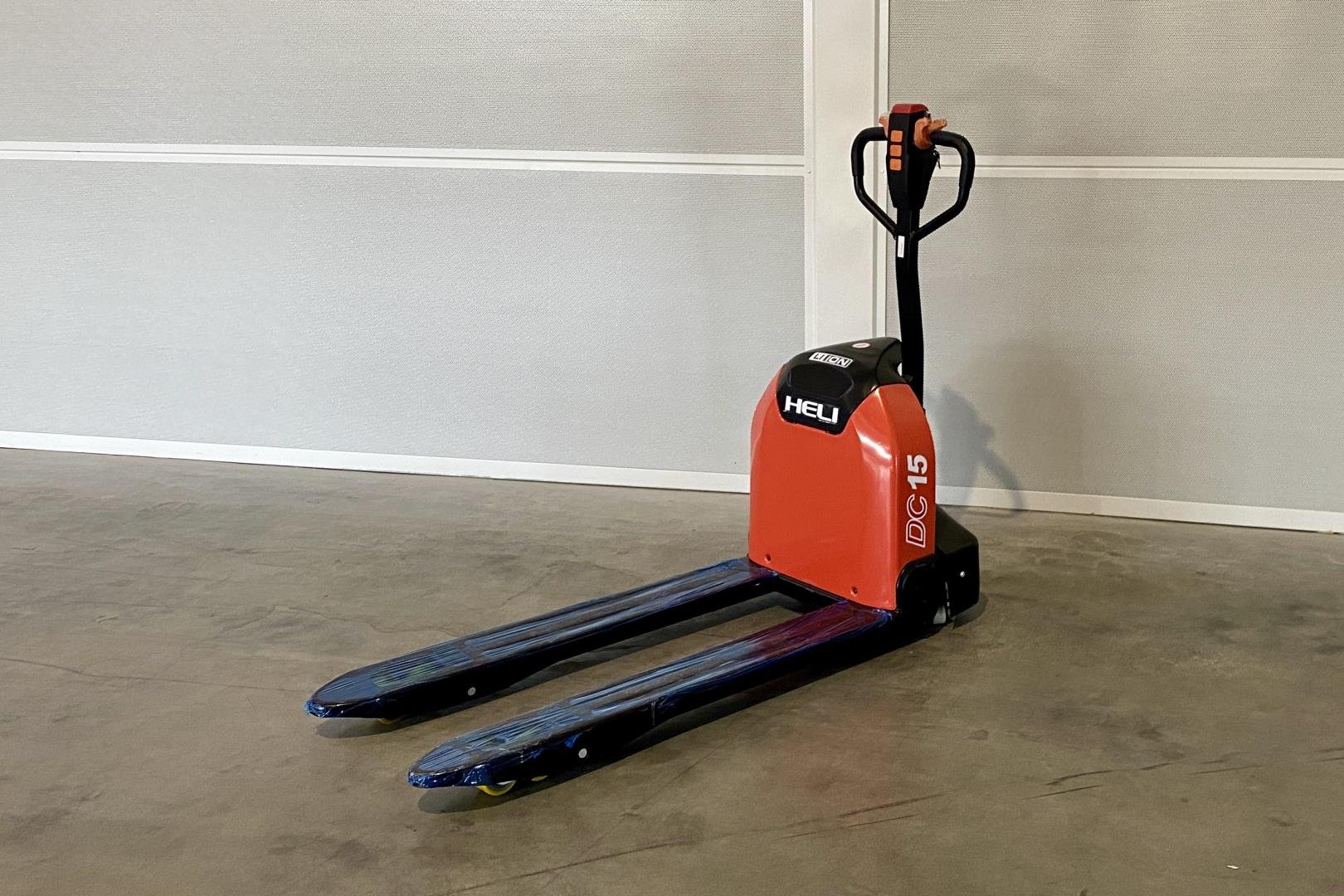 Gabelstapler Gebraucht kaufen – Heli CBD15J-LI3 mit Elektro in Österreich