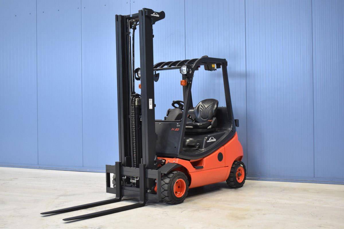 Gabelstapler Gebraucht kaufen – Linde H20T-04 mit Gas in Österreich