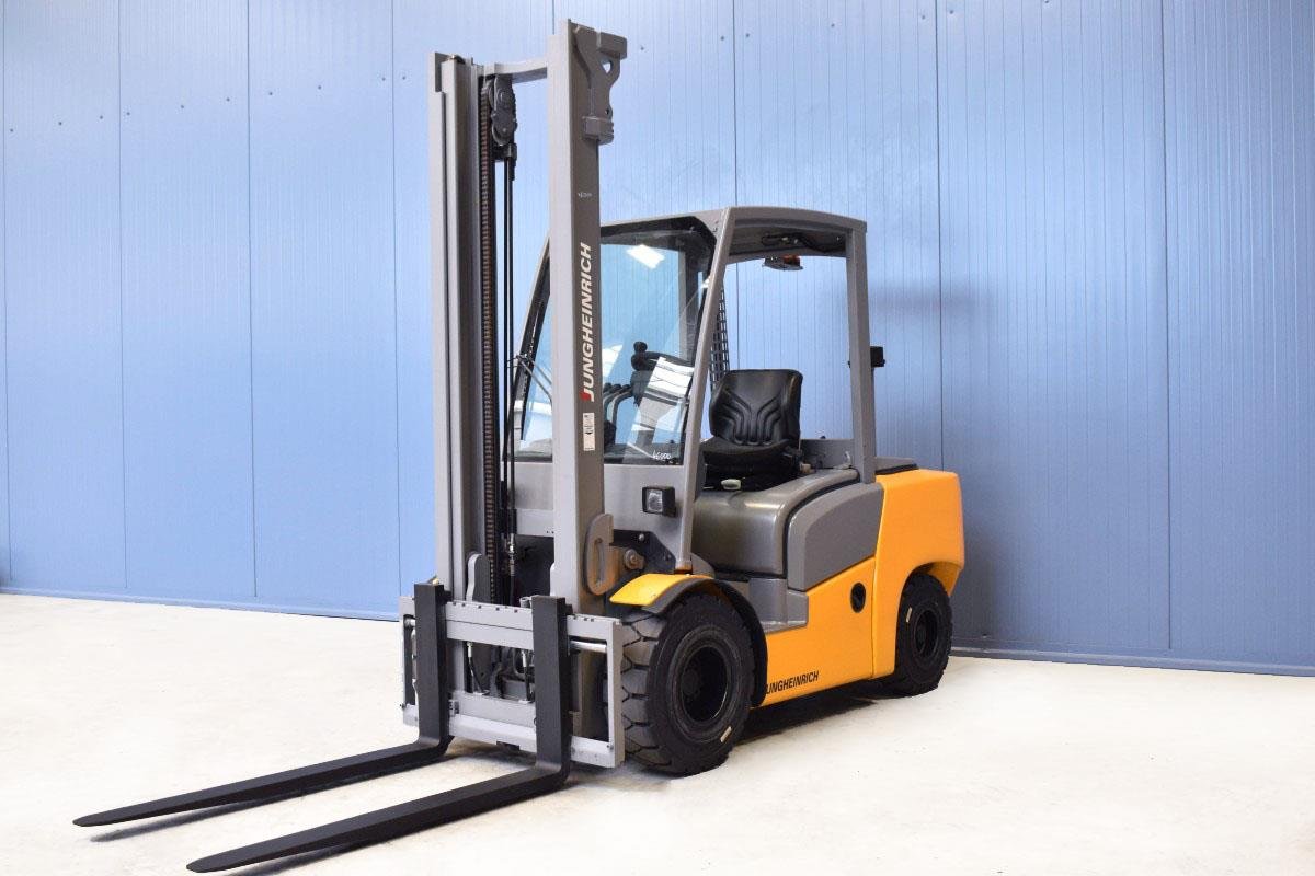 Gabelstapler Gebraucht kaufen – Jungheinrich DFG435 mit Diesel in Österreich