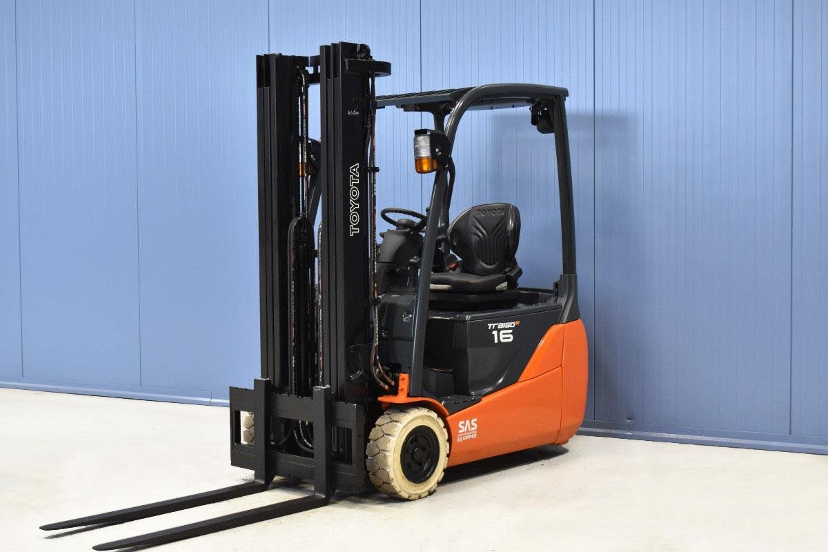 Gabelstapler Gebraucht kaufen – Toyota 8FBEKT16 mit Elektro in Österreich