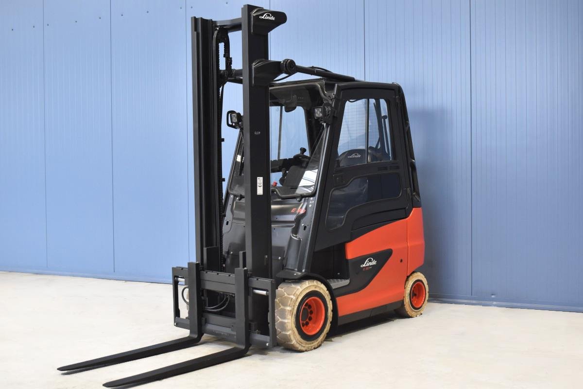 Gabelstapler Gebraucht kaufen – Linde E30H-01 mit Elektro in Österreich