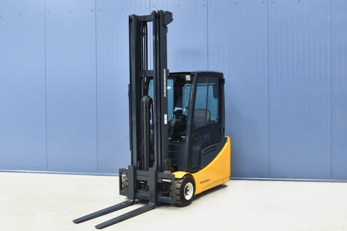 Gabelstapler Gebraucht kaufen – Jungheinrich EFG220 mit Elektro in Österreich